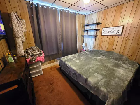 Bedroom - 227 E Bennett St, Salem, IL 62881 photo 1 of 7