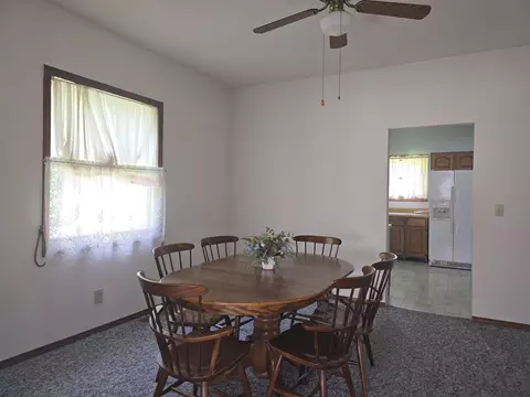 Dining - 237 W Locust St, Carthage, IL 62321 photo 1 of 2