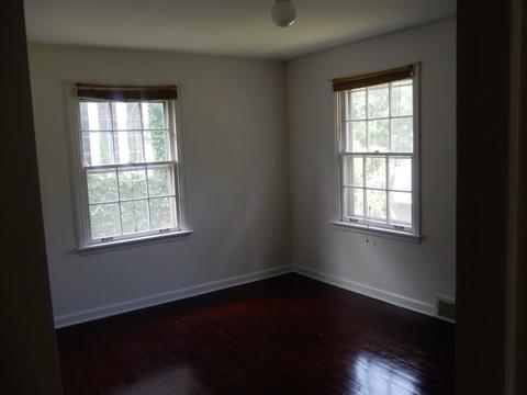 462 Simms St, Aurora, IL 60505 photo 9