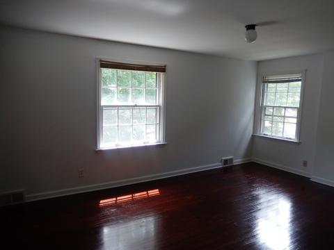 462 Simms St, Aurora, IL 60505 photo 7