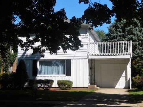 462 Simms St, Aurora, IL 60505 photo 1