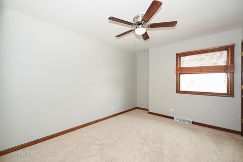 253 Windsor Dr, Bartlett, IL 60103 photo 16