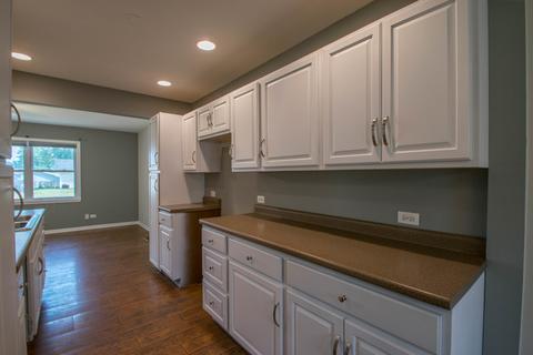 1810 Innercircle Dr, Crest Hill, IL 60403 photo 12