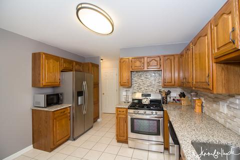 2051 Peach Tree Ln, Algonquin, IL 60102 photo 15