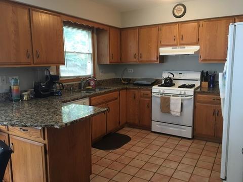 620 Alice Pl, Elgin, IL 60123 photo 7