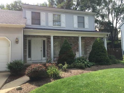620 Alice Pl, Elgin, IL 60123 photo 3