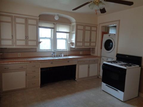 303 E 9th St, Lockport, IL 60441 photo 7