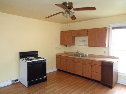303 E 9th St, Lockport, IL 60441 photo 16