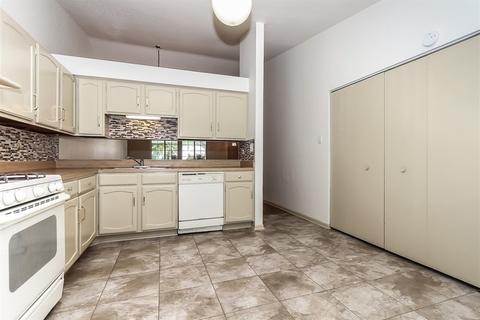 415 Campus Dr, Elgin, IL 60120 photo 7