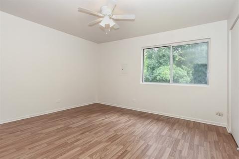415 Campus Dr, Elgin, IL 60120 photo 14