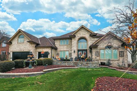 1576 White Eagle Dr, Naperville, IL 60564 photo 1