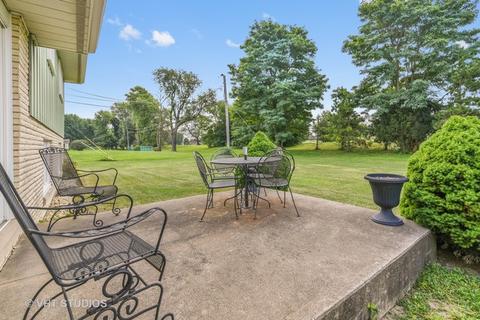 462 Miller St, Beecher, IL 60401 photo 16