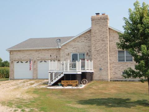 3601 E 10th Rd, Utica, IL 61373 photo 2