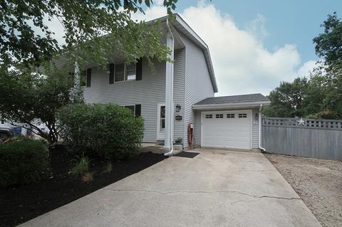 1010 Quail Dr, Morris, IL 60450 photo 1