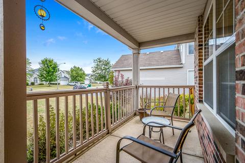 6913 Twin Falls Dr, Plainfield, IL 60586 photo 3