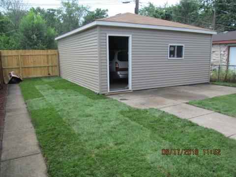35 E 123rd St, Chicago, IL 60628 photo 2