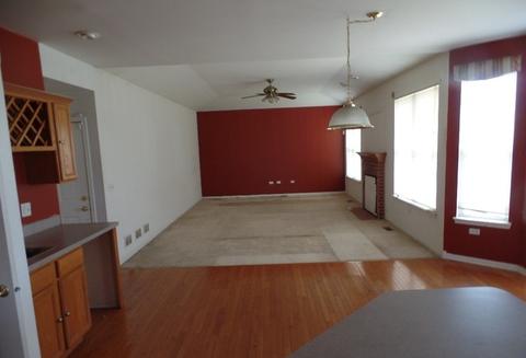 317 Plainview Dr, Bolingbrook, IL 60440 photo 7