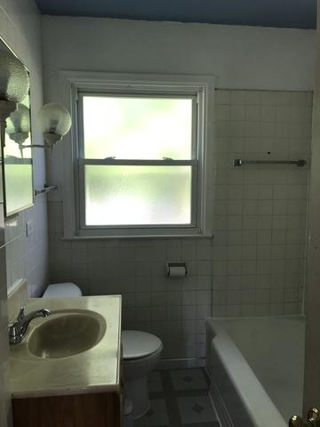 386 Mcclure Ave, Elgin, IL 60123 photo 5