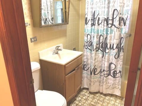 1670 Locust St, Des Plaines, IL 60018 photo 14