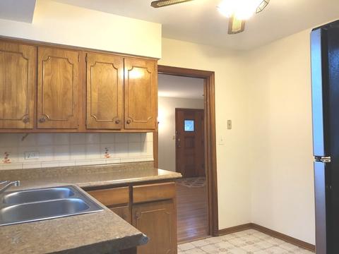 1670 Locust St, Des Plaines, IL 60018 photo 4