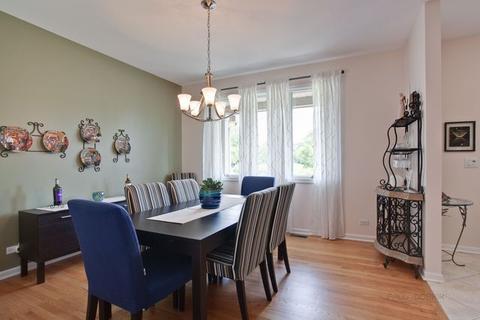 1224 Hunters Rdg E, Hoffman Estates, IL 60192 photo 12