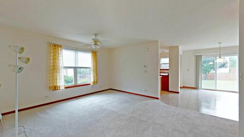 233 S Berkley Dr, Round Lake, IL 60073 photo 5