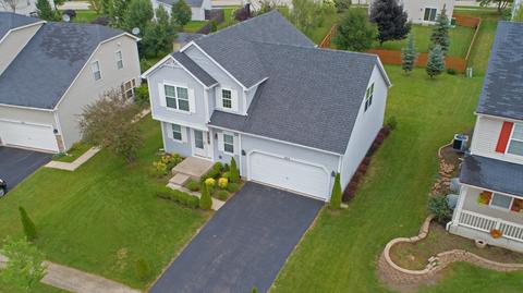 233 S Berkley Dr, Round Lake, IL 60073 photo 3