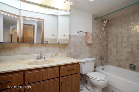 1441 E Thacker St #202, Des Plaines, IL 60016 photo 9