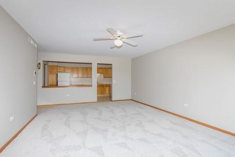 100 N Gary Ave #405, Wheaton, IL 60187 photo 4