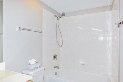 100 N Gary Ave #405, Wheaton, IL 60187 photo 10