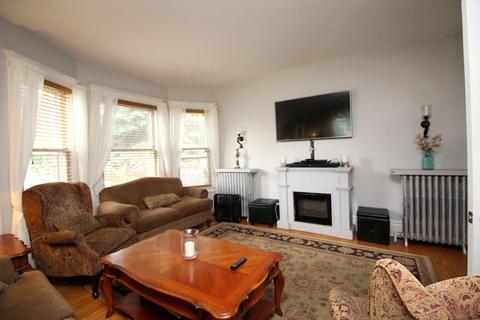 408 Mountain St, Elgin, IL 60123 photo 6