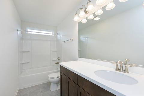 1322 Turfway Ln, Bartlett, IL 60103 photo 2