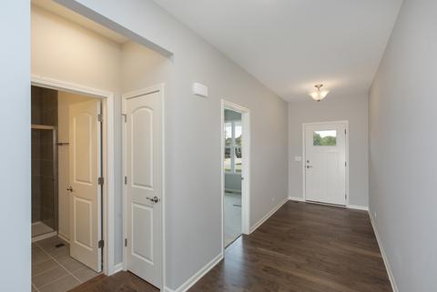 1322 Turfway Ln, Bartlett, IL 60103 photo 11