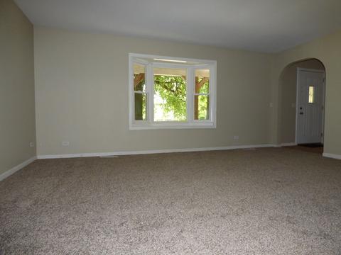 266 Thomas St, Cary, IL 60013 photo 2