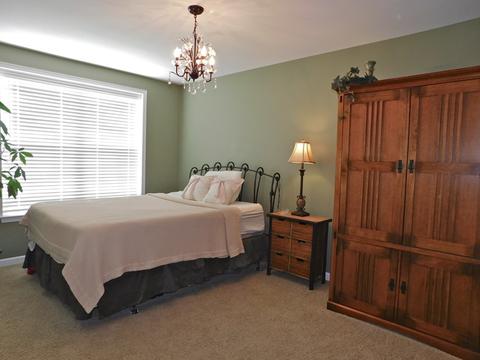 3840 Valhalla Dr, Elgin, IL 60124 photo 25