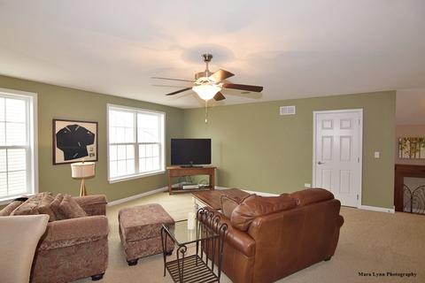 3840 Valhalla Dr, Elgin, IL 60124 photo 20