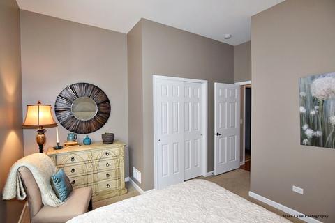 3840 Valhalla Dr, Elgin, IL 60124 photo 23