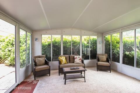 5012 W Glenbrook Trl, Mchenry, IL 60050 photo 9