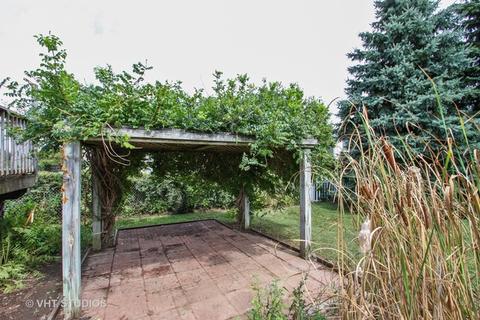 5012 W Glenbrook Trl, Mchenry, IL 60050 photo 17
