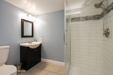 5012 W Glenbrook Trl, Mchenry, IL 60050 photo 14