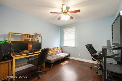 5012 W Glenbrook Trl, Mchenry, IL 60050 photo 13