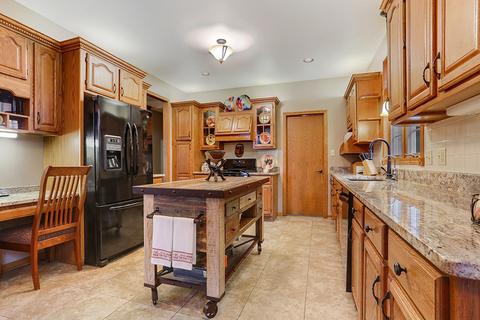 23852 S Jonathan Ln, Crete, IL 60417 photo 10