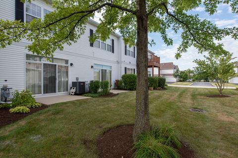 2949 Falling Waters Dr, Lindenhurst, IL 60046 photo 19