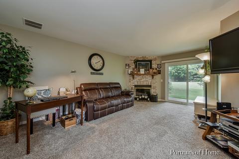 1111 Stillwater Rd, Elgin, IL 60120 photo 12