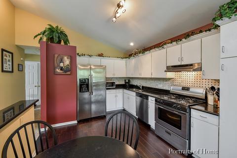 1111 Stillwater Rd, Elgin, IL 60120 photo 4