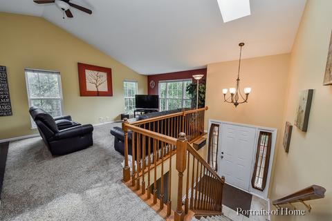 1111 Stillwater Rd, Elgin, IL 60120 photo 7