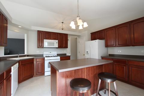 5209 Glenbrook Trl, Mchenry, IL 60050 photo 7
