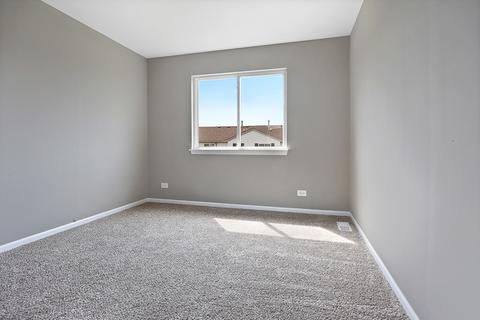910 Eagle Point Dr, Matteson, IL 60443 photo 17