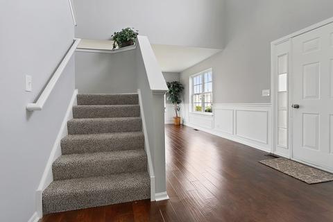 910 Eagle Point Dr, Matteson, IL 60443 photo 3