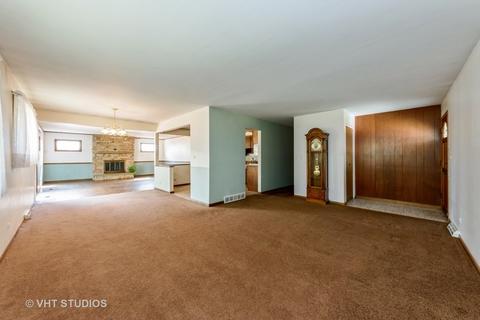 310 Ambleside Rd, Des Plaines, IL 60016 photo 2